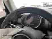 2016 MINI Hardtop with VIN WMWXP5C55G2D13123, listed as a Copart auction lot 61728955 with Not provided miles and Salvage title. Bid and sale history available at DreamBid. Image 9.