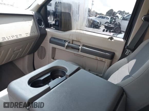 ✅ 2010 Ford F-250 XL • VIN: 1FTSW2BR5AEA52629 • Lot: 42766025. Listed on IAAI with 144,597 mi. Free auction sales archive from the USA and detailed vehicle history report at DreamBid. Image 17.