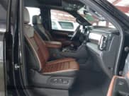 ✅ 2023 GMC Sierra 1500 Denali Ultimate • VIN: 1GTUUHEL2PZ182300 • Лот: 41498730. Опубликован ранее на IAAI с пробегом 24 389 миль. Бесплатный доступ к архиву аукционных продаж из США и подробный отчёт об истории автомобиля на DreamBid. Изображение 5.