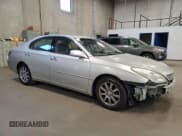 ✅ 2002 Lexus ES 300 • VIN: JTHBF30G420076781 • Лот: 91434765. Опубликован ранее на Copart с пробегом 299 447 миль. Бесплатный доступ к архиву аукционных продаж из США и подробный отчёт об истории автомобиля на DreamBid. Изображение 4.