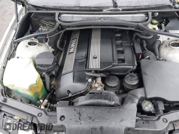 2001 BMW 3 Series 330Ci с VIN WBABS53491JU81809, выставлен на аукционе IAAI как лот 41975133 с пробегом 121 139 миль миль и . История ставок и продаж доступна на DreamBid. Изображение 10.