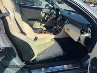 ✅ 2012 Mercedes-Benz SLK 350 • VIN: WDDPK5HA7CF023446 • Лот: 92514565. Опубликован ранее на Copart с пробегом 122 453 миль. Бесплатный доступ к архиву аукционных продаж из США и подробный отчёт об истории автомобиля на DreamBid. Изображение 5.