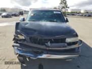 ✅ 2001 Chevrolet Silverado 1500 • VIN: 1GCEC19T81Z142836 • Лот: 49498445. Опубликован ранее на Copart с пробегом 337 498 миль. Бесплатный доступ к архиву аукционных продаж из США и подробный отчёт об истории автомобиля на DreamBid. Изображение 5.