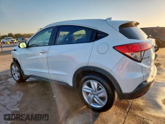 ✅ 2019 Honda HR-V EX • VIN: 3CZRU5H52KM714960 • Lot: 84885915. Listed on Copart with 48,658 mi. Free auction sales archive from the USA and detailed vehicle history report at DreamBid. Image 2.