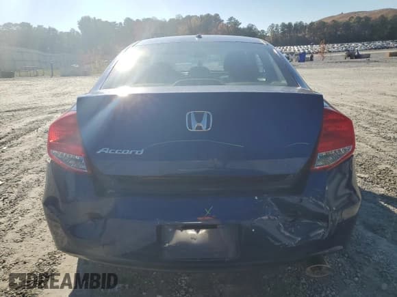 ✅ 2011 Honda Accord EX-L • VIN: 1HGCS1B82BA007207 • Lot: 91196085. Wystawiony na Copart z przebiegiem 163 624 mil. Bezpłatny archiwum sprzedaży aukcyjnych z USA i szczegółowy raport historii pojazdu na DreamBid. Zdjęcie 6.