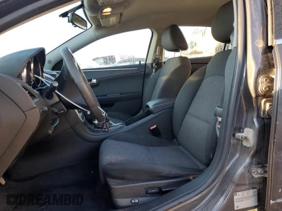 ✅ 2011 Chevrolet Malibu 1LT • VIN: 1G1ZC5E16BF209605 • Lot: 82021114. Listed on Copart with 119,980 mi. Free auction sales archive from the USA and detailed vehicle history report at DreamBid. Image 7.