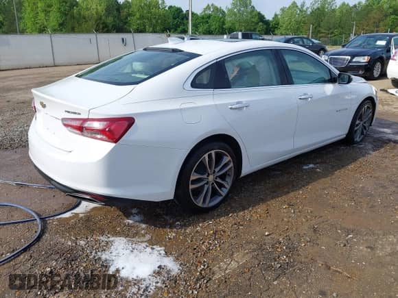 2020 Chevrolet Malibu Premier с VIN 1G1ZE5SX1LF010479, выставлен на аукционе IAAI как лот 42081049 с пробегом 92 341 миль миль и . История ставок и продаж доступна на DreamBid. Изображение 4.