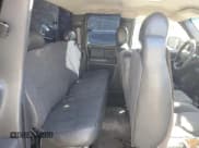 ✅ 2003 Chevrolet Silverado 2500HD LS • VIN: 1GCHK29U73E342647 • Lot: 78028314. Wystawiony na Copart z przebiegiem 285 675 mil. Bezpłatny archiwum sprzedaży aukcyjnych z USA i szczegółowy raport historii pojazdu na DreamBid. Zdjęcie 10.