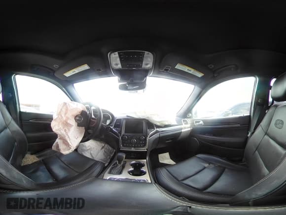 ✅ 2017 Jeep Grand Cherokee Overland • VIN: 1C4RJFCG2HC942478 • Lot: 43300072. Listed on IAAI with Not provided. Free auction sales archive from the USA and detailed vehicle history report at DreamBid. Image 19.