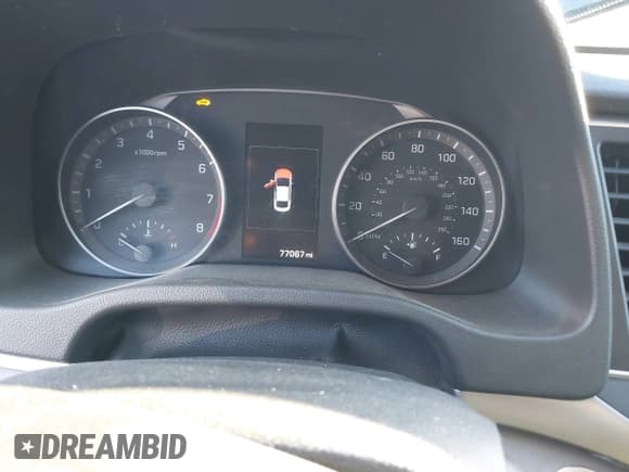 ✅ 2017 Hyundai Elantra Value Edition • VIN: 5NPD84LF3HH072844 • Lot: 41419611. Listed on IAAI with 77,067 mi. Free auction sales archive from the USA and detailed vehicle history report at DreamBid. Image 7.