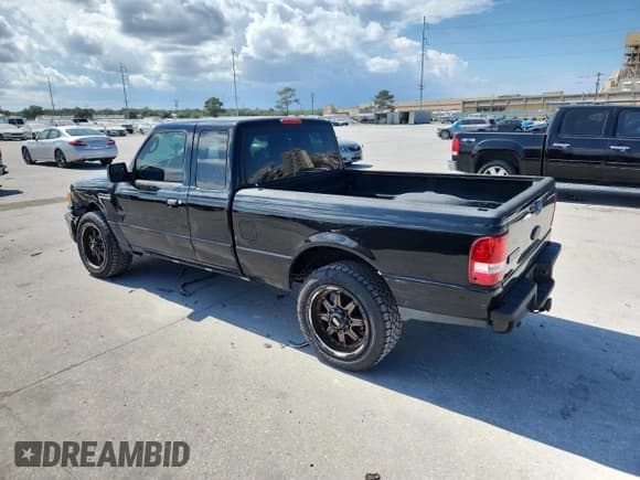 ✅ 2011 Ford Ranger XLT • VIN: 1FTKR4EE6BPB13357 • Lot: 81178795. Listed on Copart with 153,637 mi. Free auction sales archive from the USA and detailed vehicle history report at DreamBid. Image 2.