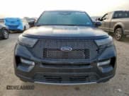 ✅ 2025 Ford Police Interceptor Utility • VIN: 1FM5K8AB7SGA28608 • Lot: 57248625. Wystawiony na Copart z przebiegiem 5 940 mil. Bezpłatny archiwum sprzedaży aukcyjnych z USA i szczegółowy raport historii pojazdu na DreamBid. Zdjęcie 5.