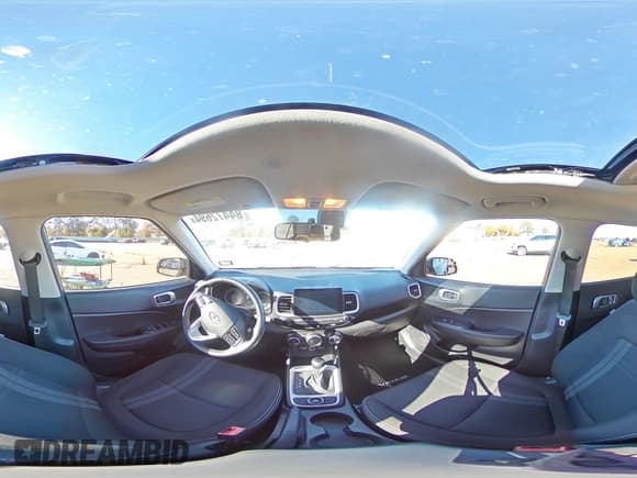 ✅ 2022 Hyundai Venue Limited • VIN: KMHRC8A36NU173457 • Lot: 84472694. Listed on Copart with 29,086 mi. Free auction sales archive from the USA and detailed vehicle history report at DreamBid. Image 13.