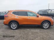 ✅ 2017 Nissan Rogue SL • VIN: 5N1AT2MV5HC741988 • Lot: 43794637. Wystawiony na IAAI z przebiegiem 141 965 mil. Bezpłatny archiwum sprzedaży aukcyjnych z USA i szczegółowy raport historii pojazdu na DreamBid. Zdjęcie 14.