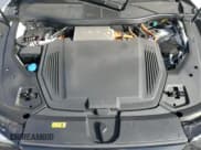 ✅ 2024 Audi Q8 e-tron Sportback S line Premium Plus • VIN: WA1CAAGE5RB013159 • Lot: 73810634. Wystawiony na Copart z przebiegiem Nie podano. Bezpłatny archiwum sprzedaży aukcyjnych z USA i szczegółowy raport historii pojazdu na DreamBid. Zdjęcie 12.