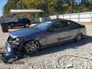 ✅ 2013 Mercedes-Benz C 250 • VIN: WDDGJ4HB8DF954934 • Lot: 89672385. Listed on Copart with 90,867 mi. Free auction sales archive from the USA and detailed vehicle history report at DreamBid. Image 1.