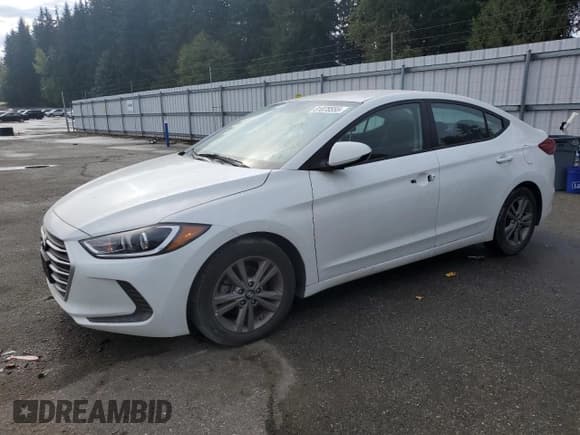 ✅ 2018 Hyundai Elantra Limited • VIN: 5NPD84LF4JH257586 • Lot: 81078555. Listed on Copart with 61,631 mi. Free auction sales archive from the USA and detailed vehicle history report at DreamBid. Image 1.