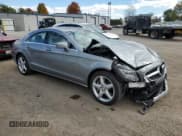 ✅ 2014 Mercedes-Benz CLS 550 • VIN: WDDLJ9BB5EA090895 • Lot: 89870365. Listed on Copart with 105,506 mi. Free auction sales archive from the USA and detailed vehicle history report at DreamBid. Image 4.