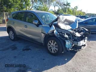 ✅ 2013 Mazda CX-5 Sport • VIN: JM3KE2BEXD0160785 • Lot: 43684133. Wystawiony na IAAI z przebiegiem 187 152 mil. Bezpłatny archiwum sprzedaży aukcyjnych z USA i szczegółowy raport historii pojazdu na DreamBid. Zdjęcie 1.
