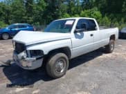 ✅ 2000 Dodge 2500 • VIN: 3B7KC2363YG117137 • Lot: 42177757. Listed on IAAI with 202,582 mi. Free auction sales archive from the USA and detailed vehicle history report at DreamBid. Image 2.