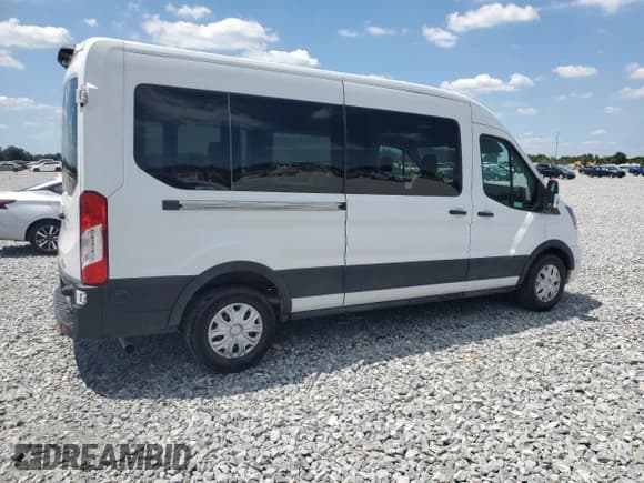 ✅ 2024 Ford Transit Passenger XL • VIN: 1FBAX2C89RKA74343 • Лот: 53151605. Опубликован ранее на Copart с пробегом 32 299 миль. Бесплатный доступ к архиву аукционных продаж из США и подробный отчёт об истории автомобиля на DreamBid. Изображение 3.