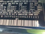 ✅ 2017 Kia Sorento LX • VIN: 5XYPGDA5XHG231201 • Lot: 43613006. Listed on IAAI with 136,672 mi. Free auction sales archive from the USA and detailed vehicle history report at DreamBid. Image 9.