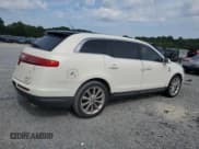 ✅ 2012 Lincoln MKT EcoBoost • VIN: 2LMHJ5AT9CBL50249 • Lot: 70812795. Wystawiony na Copart z przebiegiem 178 368 mil. Bezpłatny archiwum sprzedaży aukcyjnych z USA i szczegółowy raport historii pojazdu na DreamBid. Zdjęcie 3.