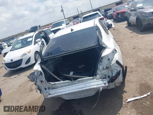 2022 Toyota Camry SE z VIN 4T1G11AK8NU027220, wystawiony jako IAAI lot #42161140 z przebiegiem 68 347 mil mil oraz . Historia ofert i sprzedaży dostępna na DreamBid. Obrazek 17.