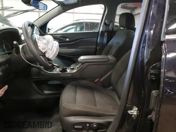 ✅ 2022 GMC Acadia SLE • VIN: 1GKKNKL45NZ122011 • Lot: 67770285. Wystawiony na Copart z przebiegiem 56 053 mil. Bezpłatny archiwum sprzedaży aukcyjnych z USA i szczegółowy raport historii pojazdu na DreamBid. Zdjęcie 7.