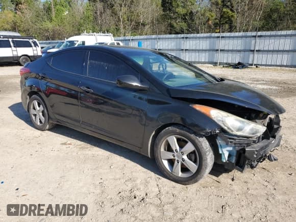 ✅ 2013 Hyundai Elantra GLS • VIN: 5NPDH4AE2DH234757 • Lot: 52202825. Listed on Copart with 203,346 mi. Free auction sales archive from the USA and detailed vehicle history report at DreamBid. Image 4.
