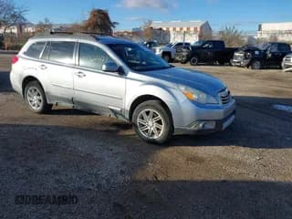 ✅ 2012 Subaru Outback Prem • VIN: 4S4BRBCC5C3239090 • Lot: 43664423. Listed on IAAI with 190,571 mi. Free auction sales archive from the USA and detailed vehicle history report at DreamBid. Image 1.