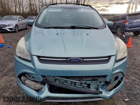 ✅ 2013 Ford Escape SE • VIN: 1FMCU0G97DUB01004 • Lot: 95446675. Wystawiony na Copart z przebiegiem 135 594 mil. Bezpłatny archiwum sprzedaży aukcyjnych z USA i szczegółowy raport historii pojazdu na DreamBid. Zdjęcie 5.