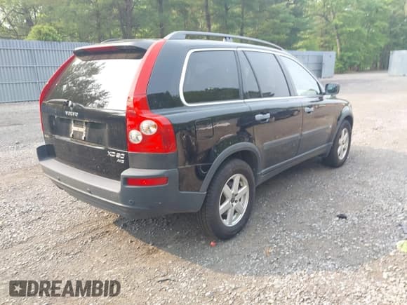 ✅ 2004 Volvo XC90 • VIN: YV1CZ59H841096799 • Lot: 42421637. Wystawiony na IAAI z przebiegiem 169 843 mil. Bezpłatny archiwum sprzedaży aukcyjnych z USA i szczegółowy raport historii pojazdu na DreamBid. Zdjęcie 4.