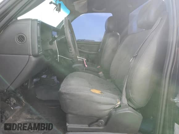 2005 Chevrolet Silverado 1500 Work Truck с VIN 1GCEC14X45Z290157, выставлен на аукционе Copart как лот 49680725 с пробегом 154 298 миль миль и Списание • Salvage title. История ставок и продаж доступна на DreamBid. Изображение 7.