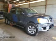 ✅ 2013 Nissan Titan SV • VIN: 1N6AA0EC8DN311170 • Лот: 82150935. Опубликован ранее на Copart с пробегом 193 424 миль. Бесплатный доступ к архиву аукционных продаж из США и подробный отчёт об истории автомобиля на DreamBid. Изображение 4.