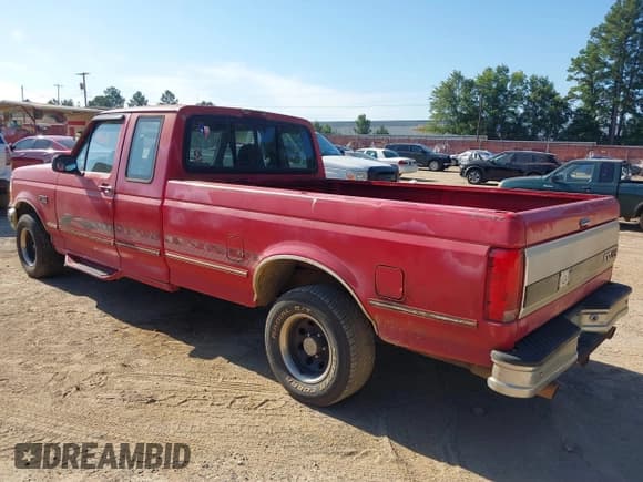 ✅ 1995 Ford F-150 • VIN: 1FTEX15NXSKB87587 • Lot: 42827128. Listed on IAAI with 227,685 mi. Free auction sales archive from the USA and detailed vehicle history report at DreamBid. Image 3.