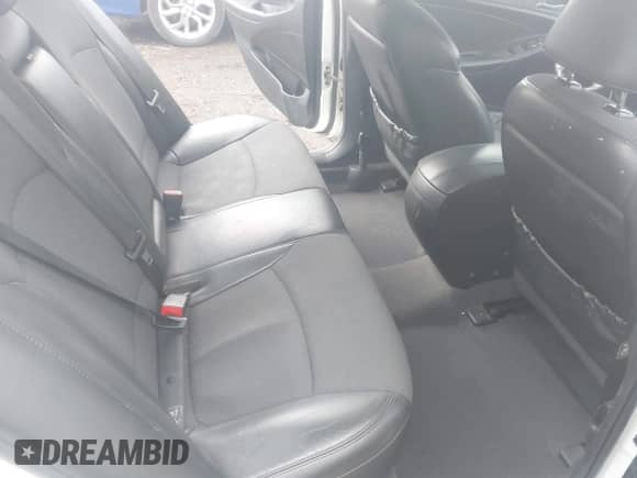 2013 Hyundai Sonata SE z VIN 5NPEC4ACXDH802979, wystawiony jako IAAI lot #43427784 z przebiegiem 106 031 mil mil oraz . Historia ofert i sprzedaży dostępna na DreamBid. Obrazek 8.