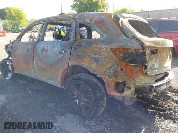 ✅ 2017 Acura MDX Advance • VIN: 5FRYD4H8XHB043572 • Лот: 42353976. Опубликован ранее на IAAI с пробегом 112 689 миль. Бесплатный доступ к архиву аукционных продаж из США и подробный отчёт об истории автомобиля на DreamBid. Изображение 3.