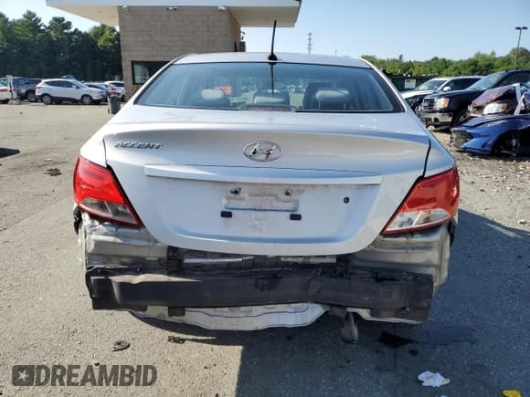 ✅ 2016 Hyundai Accent SE • VIN: KMHCT4AE7GU007287 • Лот: 68051564. Опубликован ранее на Copart с пробегом 98 882 миль. Бесплатный доступ к архиву аукционных продаж из США и подробный отчёт об истории автомобиля на DreamBid. Изображение 6.