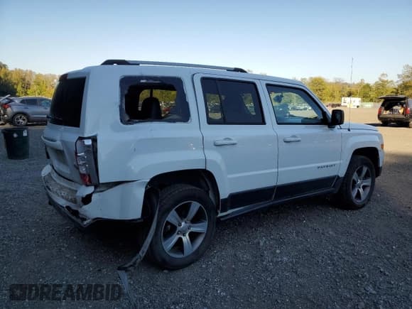 ✅ 2016 Jeep Patriot High Altitude • VIN: 1C4NJRFB0GD707070 • Lot: 82214085. Listed on Copart with 77,617 mi. Free auction sales archive from the USA and detailed vehicle history report at DreamBid. Image 3.