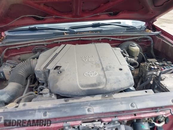 ✅ 2006 Toyota Tacoma • VIN: 5TELU42N76Z311161 • Lot: 42908232. Listed on IAAI with 228,661 mi. Free auction sales archive from the USA and detailed vehicle history report at DreamBid. Image 10.