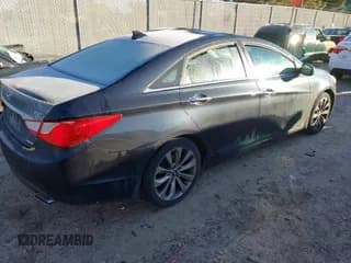 ✅ 2013 Hyundai Sonata SE • VIN: 5NPEC4AB4DH518139 • Lot: 43528847. Wystawiony na IAAI z przebiegiem 156 262 mil. Bezpłatny archiwum sprzedaży aukcyjnych z USA i szczegółowy raport historii pojazdu na DreamBid. Zdjęcie 4.