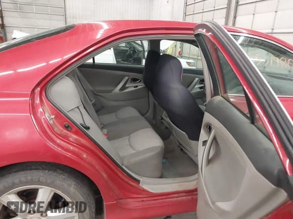 ✅ 2007 Toyota Camry LE • VIN: 4T1BE46K37U038198 • Lot: 43531980. Listed on IAAI with 240,869 mi. Free auction sales archive from the USA and detailed vehicle history report at DreamBid. Image 8.