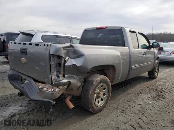 2009 Chevrolet Silverado 1500 LT с VIN 1GCEC29C99Z247659, выставлен на аукционе Copart как лот 85918604 с пробегом 322 160 миль миль и Списание • Salvage title. История ставок и продаж доступна на DreamBid. Изображение 3.