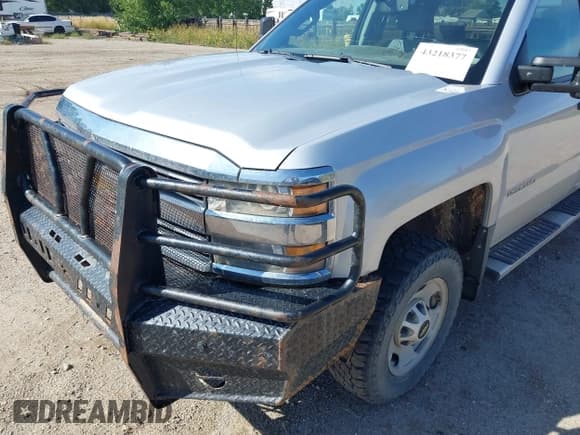 ✅ 2016 Chevrolet Silverado 2500HD Work Truck • VIN: 1GC2KUEG9GZ336588 • Лот: 43218377. Опубликован ранее на IAAI с пробегом 238 156 миль. Бесплатный доступ к архиву аукционных продаж из США и подробный отчёт об истории автомобиля на DreamBid. Изображение 6.