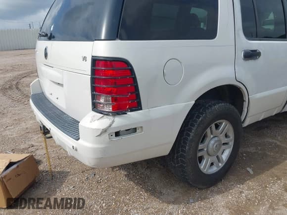 ✅ 2002 Mercury Mountaineer Convenience • VIN: 4M2ZU66W22ZJ33796 • Лот: 42117153. Опубликован ранее на IAAI с пробегом 269 022 миль. Бесплатный доступ к архиву аукционных продаж из США и подробный отчёт об истории автомобиля на DreamBid. Изображение 6.