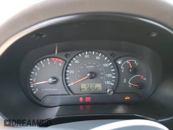 2005 Hyundai Accent GLS z VIN KMHCG35C55U337255, wystawiony jako Copart lot #43761985 z przebiegiem 192 585 mil mil oraz Szkoda całkowita • Salvage title. Historia ofert i sprzedaży dostępna na DreamBid. Obrazek 9.