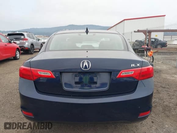 ✅ 2013 Acura ILX Technology • VIN: 19VDE1F78DE018586 • Lot: 43646569. Wystawiony na IAAI z przebiegiem 94 760 mil. Bezpłatny archiwum sprzedaży aukcyjnych z USA i szczegółowy raport historii pojazdu na DreamBid. Zdjęcie 17.