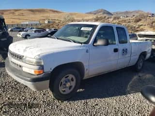 2002 Chevrolet Silverado 1500 with VIN 2GCEC19W921128853, listed as a Copart auction lot 73324264 with 200,504 mi miles and Clean title. Bid and sale history available at DreamBid. Image 1.