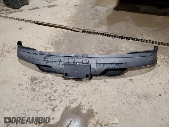 ✅ 2018 Chevrolet Silverado 1500 LS • VIN: 1GCRCNEH1JZ295343 • Лот: 45388165. Опубликован ранее на Copart с пробегом 142 339 миль. Бесплатный доступ к архиву аукционных продаж из США и подробный отчёт об истории автомобиля на DreamBid. Изображение 12.